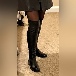 Women’s convertible top boots.